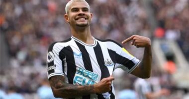 &ldquo;Diamanti&rdquo; i Eddie Howe, Newcastle &ldquo;blindon&rdquo; liderin e mesfush&euml;s