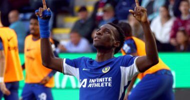 VIDEO/ Rikthimi i Broj&euml;s sjell fitoret, Chelsea triumfon me &ldquo;poker&rdquo; ndaj Burnley n&euml; &ldquo;Turf Moor&rdquo;