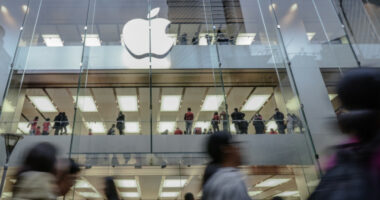 Apple shpall investim shtesë prej 100 miliardë dollarësh në SHBA