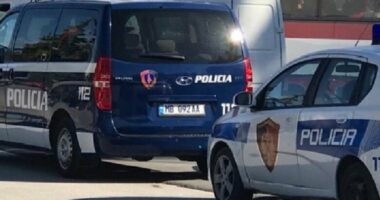 Pogradec/ Pas konfliktit në familje, burri godet me thikë gruan në banesë