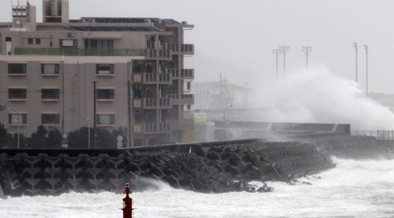 Pas tërmeteve, Japonia lëshon paralajmërim për cunam