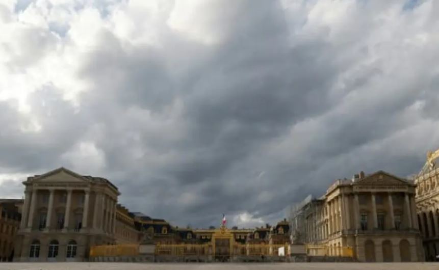 Alarm për bombë, evakuohet sërish Pallati i Versajës