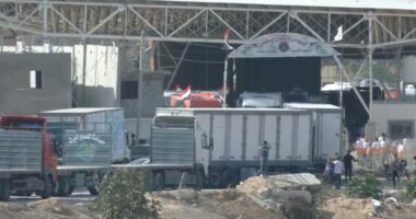 Nëpërmjet korridorit Rafah/ Më në fund, kamionët me ndihma futen në Gaza