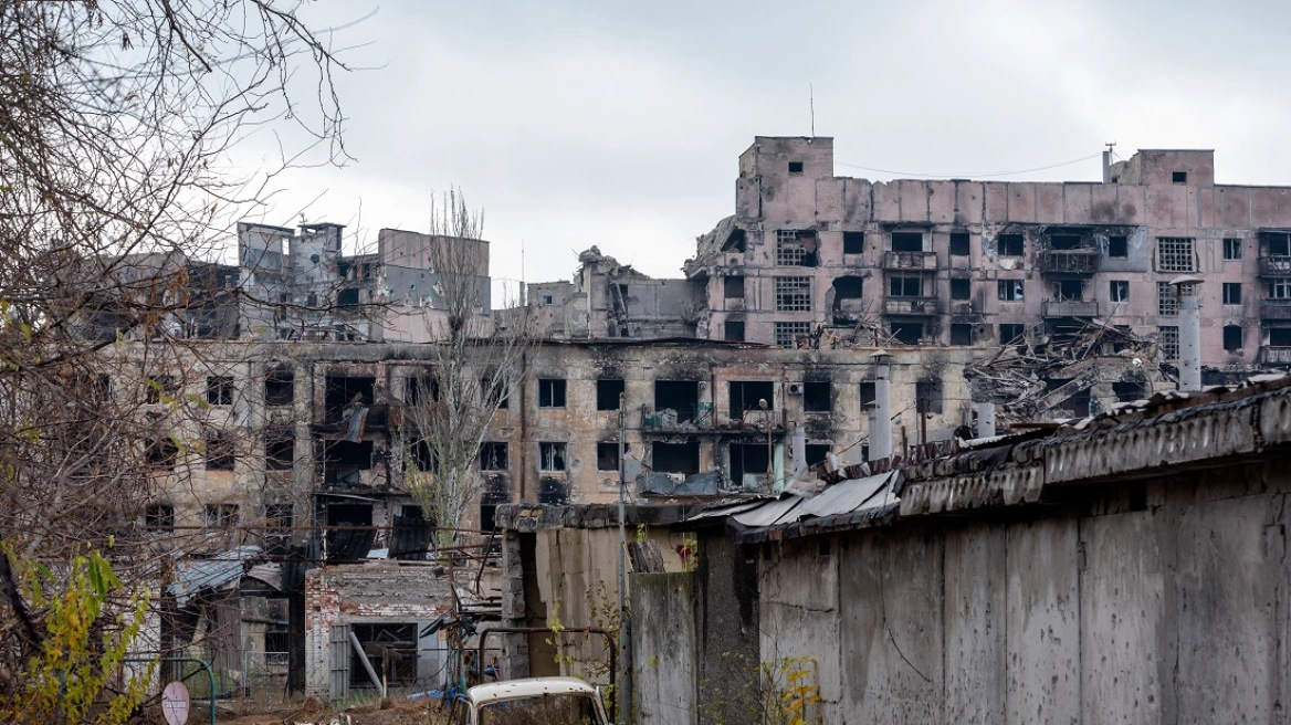Lufta në Ukrainë/ Tetë të plagosur nga bombardimet ruse në Kherson