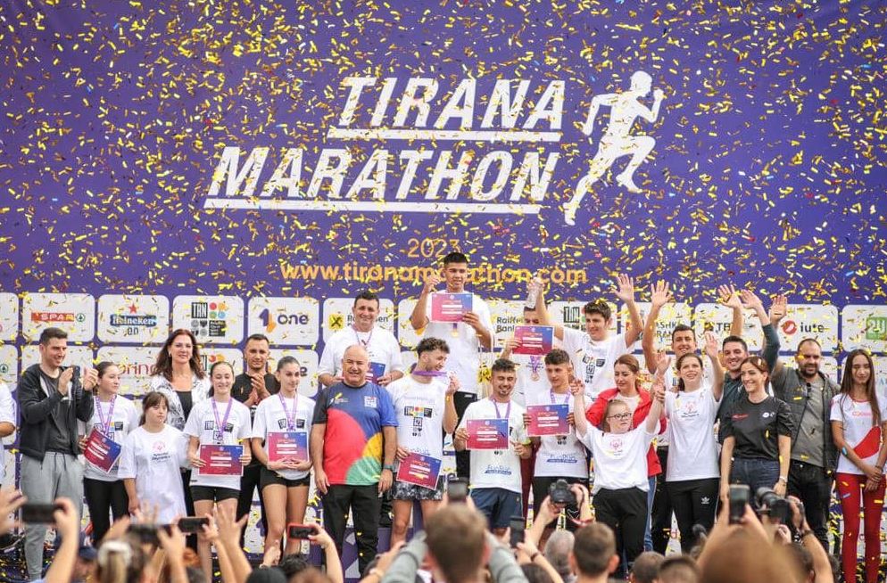 Nxënësit e shkollave 9-vjeçare dhe gjimnazeve të Tiranës marrin pjesë në “Fun Run Tirana”