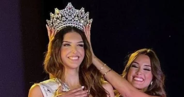 Një transgjinore u kurorëzua Miss Portugalia, pritet të konkurrojë për Miss World