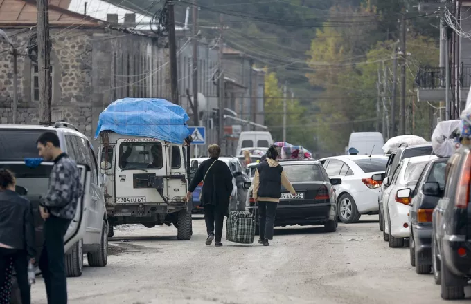 Situata në Nagorno-Karabakh/ Refugjatët e fundit mbërrijnë në Armeni, me shpresën se një ditë do të kthehen në shtëpi