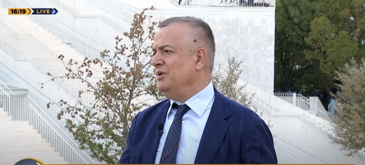 “Shqipëria shihet si vend ku mund të investohet diplomatikisht”, Nazarko: Rama përpiqet t’i përcjellë Kosovës në shqip mesazhet e BE-së