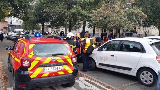 Sulm me thikë në një shkollë në Francë, vritet një mësues