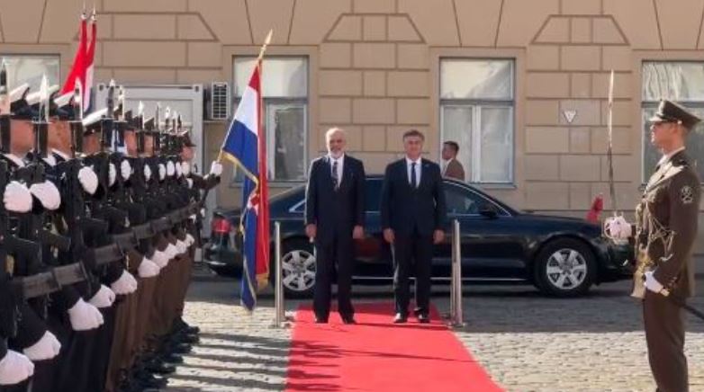 Rama official visit in Croatia, hosted with ceremony by his counterpart Plenkovic