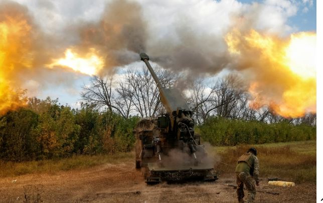 Lufta në Ukrainë, NATO: Perëndimit po i mbarojnë municionet