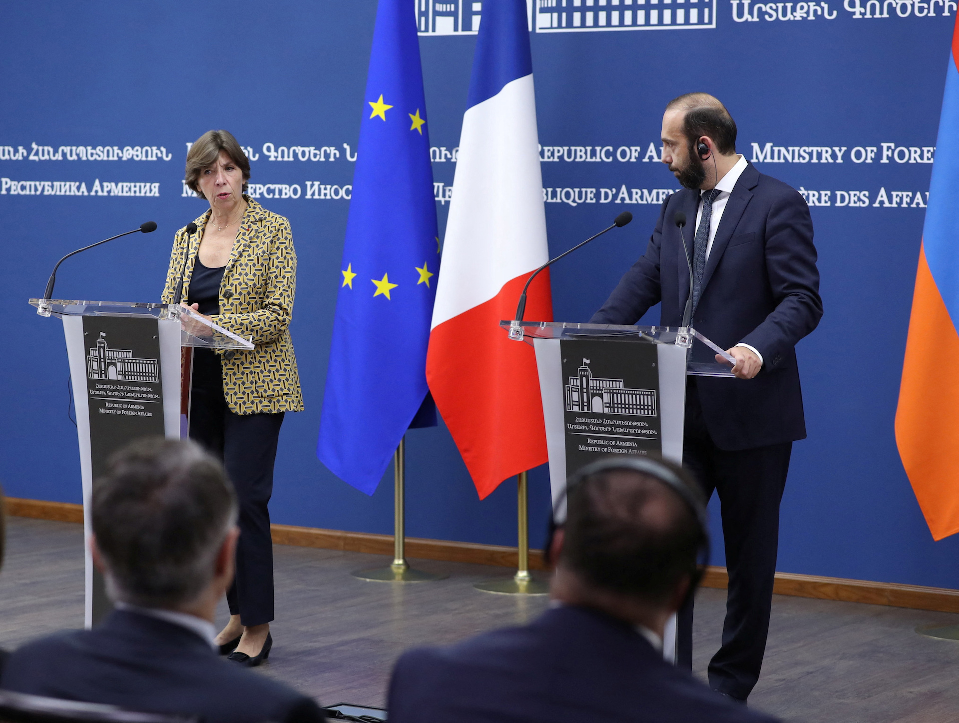 Ministrja e Jashtme franceze viziton Armeninë: Parisi do t’i dërgojë municione Jerevanit