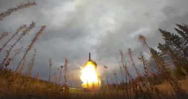 Rusia po përgatitet për të testuar raketa bërthamore