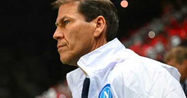 Rudi Garcia në “humnerë”, 270 minuta për të konfirmuar qëndrimin te Napoli dhe Conte pret në heshtje