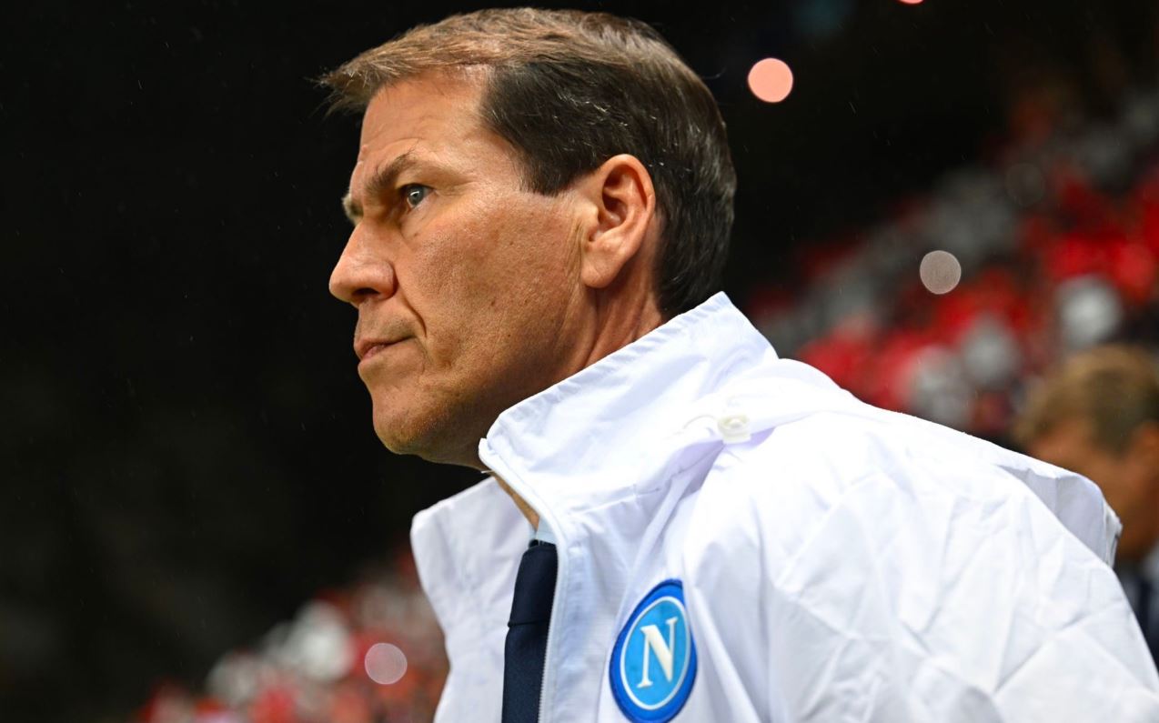 Rudi Garcia në “humnerë”, 270 minuta për të konfirmuar qëndrimin te Napoli dhe Conte pret në heshtje