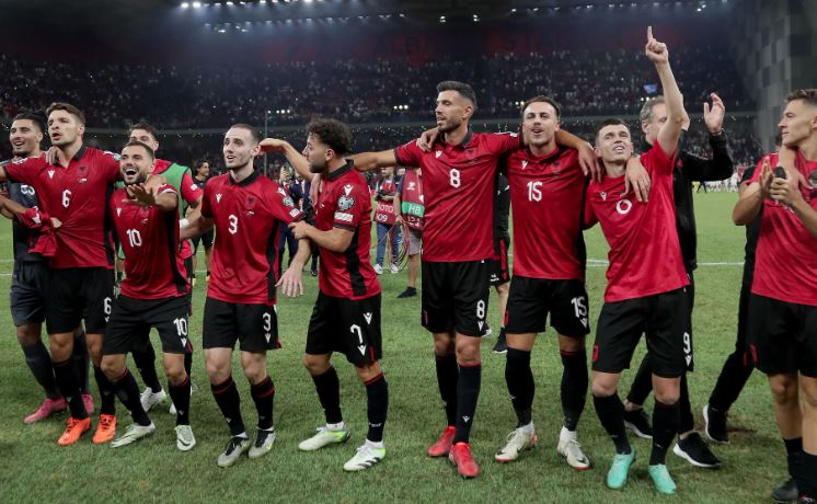Shqipëria ngjitet në renditjen e FIFA-s, kuqezinjtë fitojnë 3 pozicione pas fitoreve me Çekinë dhe Bullgarinë