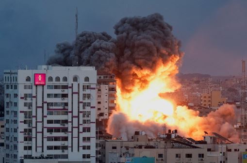 Sulmi nga Hamas/ Opozita izraelite ofron formimin e një qeverie të përbashkët emergjente