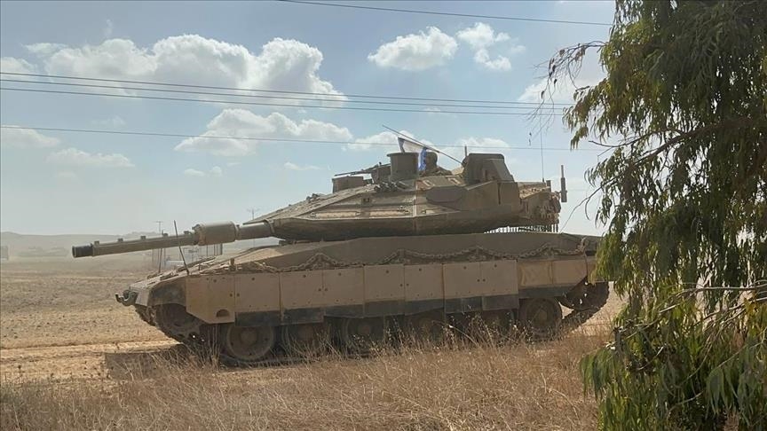 Përmbyset një tank në Izrael, një ushtar humb jetën dhe dy të tjerë plagosen