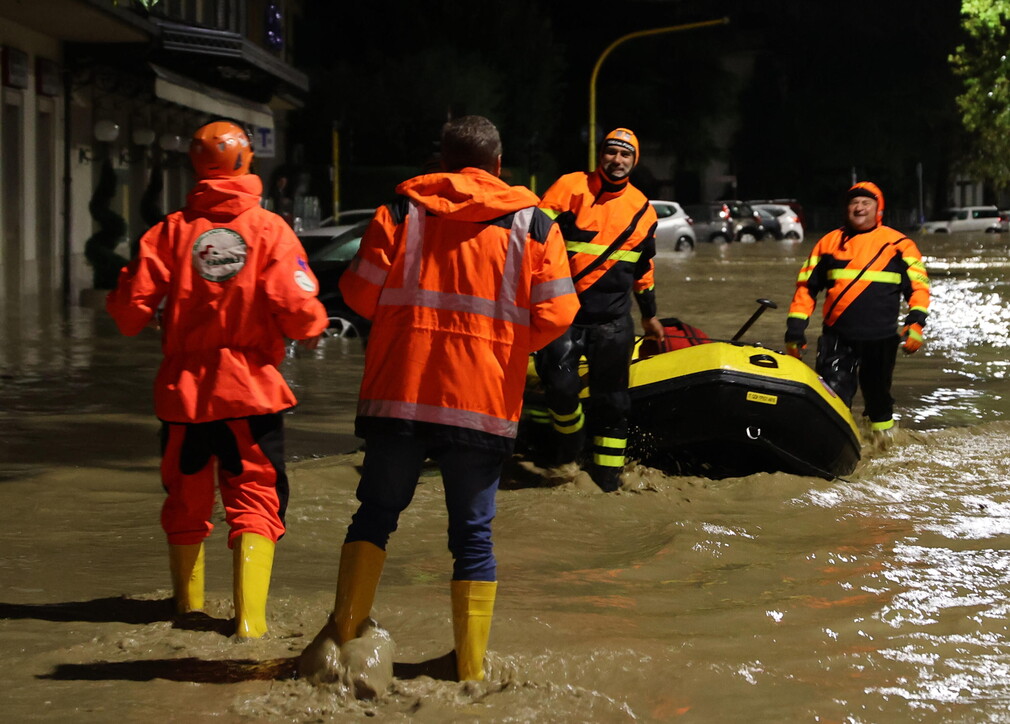 Përmbytjet në Itali, Tirana solidarizohet me Firencen dhe Toskanën, Veliaj: Jemi të gatshëm të ndihmojmë në çdo rast nevoje