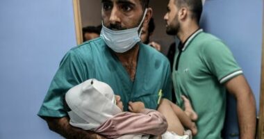 Sulm n&euml; kampin e refugjat&euml;ve n&euml; Gaza, 80 t&euml; vrar&euml;