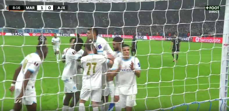 VIDEO/ Zhbllokohet ndeshja në Francë, Marseille ndëshkon Ajax