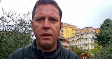 Moti i keq në Shkodër/ Zhbllokohen akset rrugore, mungesë e energjisë elektrike në zona të thella