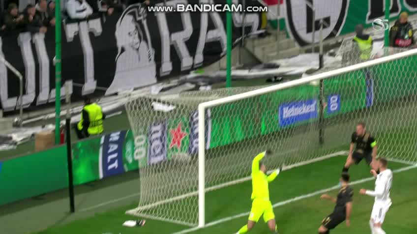 VIDEO/ Merr avantazhin Legia e Muçit, polakët tundin rrjetën e Zrinjski