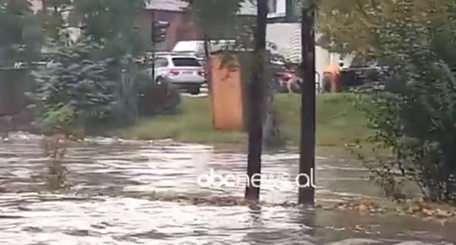 VIDEO/ Tirana përfshihet nga stuhia “Ciaran”, lumi i “Lanës” del nga shtrati