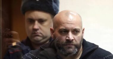 Luftoi në Ukrainë, Putin fal bashkëpunëtorin e vrasjes së gazetares ruse   