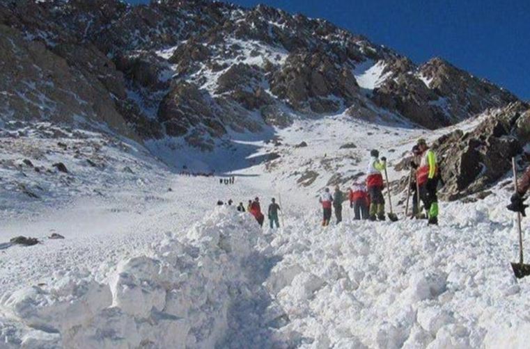 Pesë të vdekur nga orteku në Iran