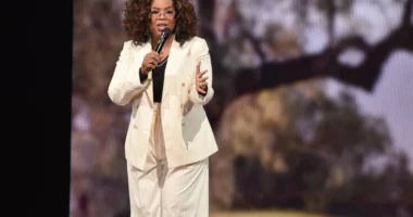 Oprah Winfrey zbulon librin që i ndryshoi jetën: I dha fjalë dhimbjes sime