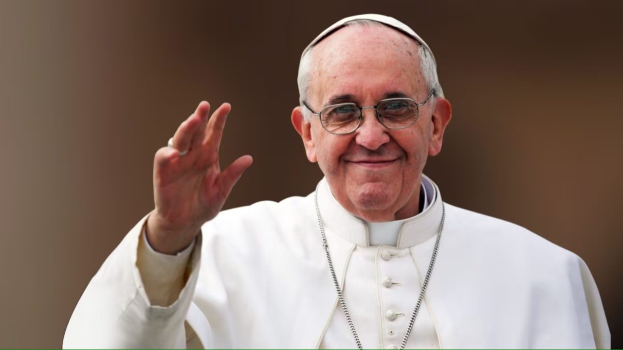 Papa Françesku zgjedh “më të mirin” e historisë së futbollit: Unë preferoj Pele-në