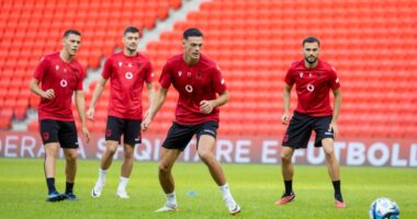 “Legjionarët” pushtojnë Serie A, plot 14 shqiptarë luajnë në elitën e futbollit italian