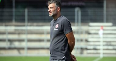 Presidenti i klubit kërcënoi teknikun pas humbjes së titullit: Ik për 3 ditë