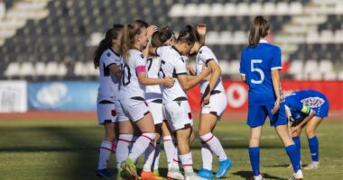Kualifikueset EURO 2024 për vajza/ Shqipëria nis grumbullimin, trajneri Kola grumbullon 20 futbolliste