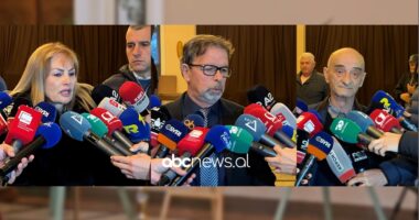 “Shkodrës nuk i vjen më një si Zef Deda”/ Homazhe për mjeshtrin e humorit, Drejtori i teatrit Migjeni: Dëshira e tij, detyrë për mua