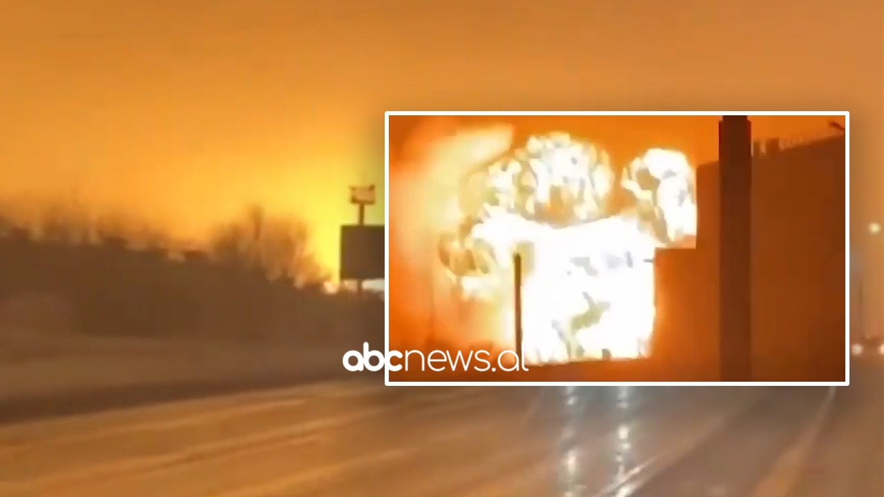 Shpërthim i fuqishëm në një fabrikë tankesh në Rusi