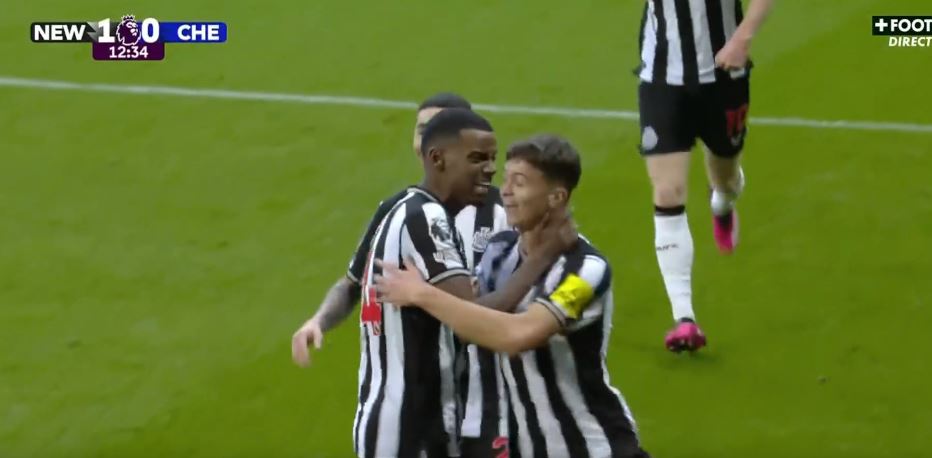 VIDEO/ Ndëshkohet Chelsea, Newcastle kalon në avantazh