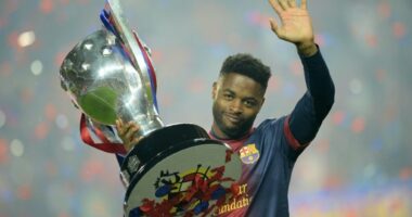 “Gjithçka nisi duke luajtur me këmbë të zbathura në zhavorr”, ish-“ylli” i Barcelona e Arsenal tërhiqet nga futbollit