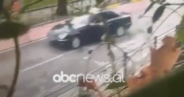 VIDEO/ Pamje nga aksidenti me dy të plagosur pranë Kryeministrisë