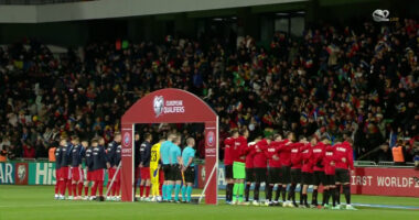 VIDEO/ Himni kombëtar “oshëtin” në Kishinau, momente emocionuese në stadium