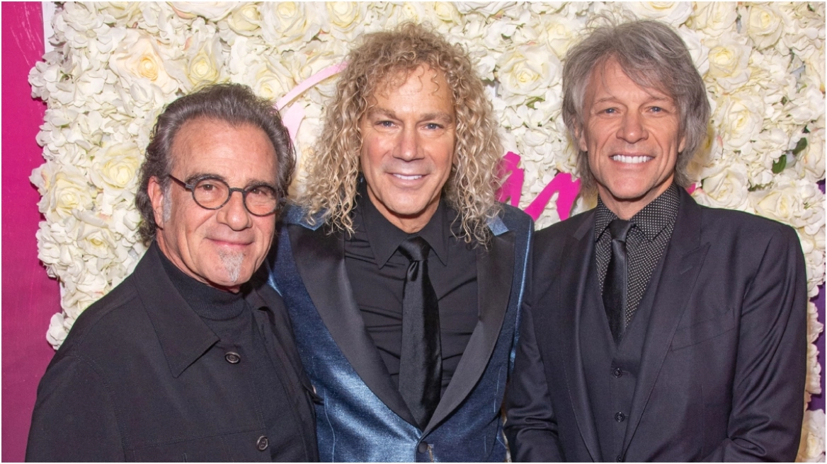 Legjendarët Bon Jovi rikthehen me këngën e Krishtlindjeve