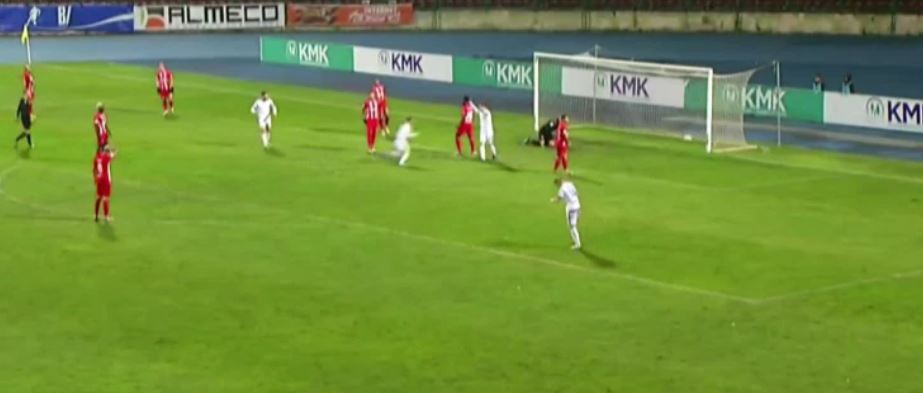 VIDEO/ Teuta ngushton rezultatin, durrsakët shpresojnë për barazimin