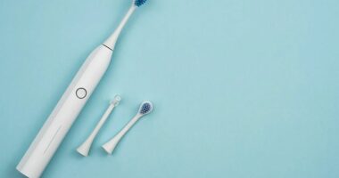 Hajdutët vodhën 16.000 furça dhëmbësh elektrike nga një magazinë në Gjermani