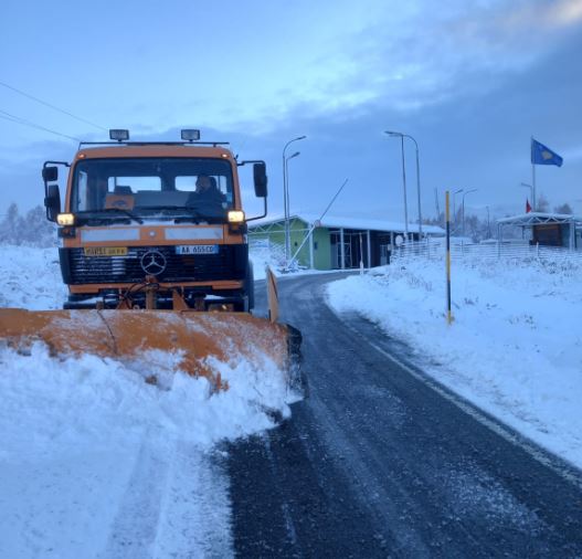 Pas Korçës, dëbora zbardh zonat e thella të qarkut Kukës