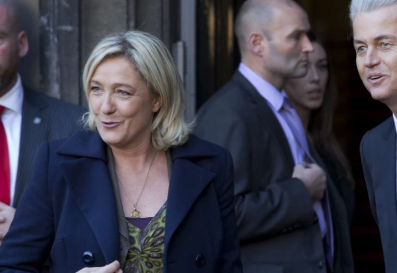Marine Le Pen: Holandezët kanë të drejtë të vendosin nëse do të qëndrojnë në BE