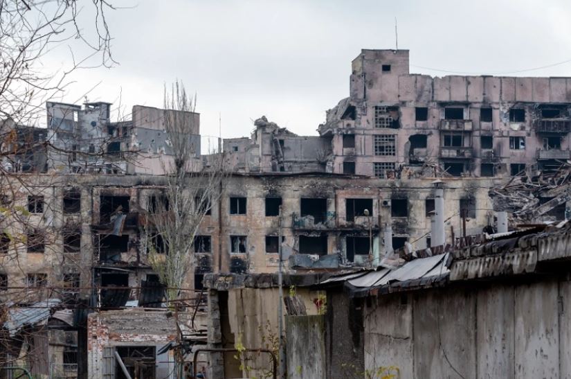 Lufta në Ukrainë/ Tre të vdekur dhe pesë të plagosur nga bombardimet ruse në Kherson