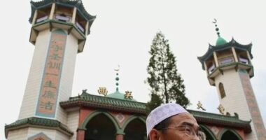 Human Rights Watch akuzon Kinën se po mbyll dhe po shkatërron xhamitë