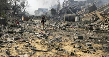 Egjipti: Izraeli po i shtyn palestinez&euml;t q&euml; t&euml; largohen nga Gaza