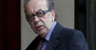 Kadare shuan zhurmën për refugjatët: S’e kuptoj dot zhurmën. Italia, miku ynë i madh